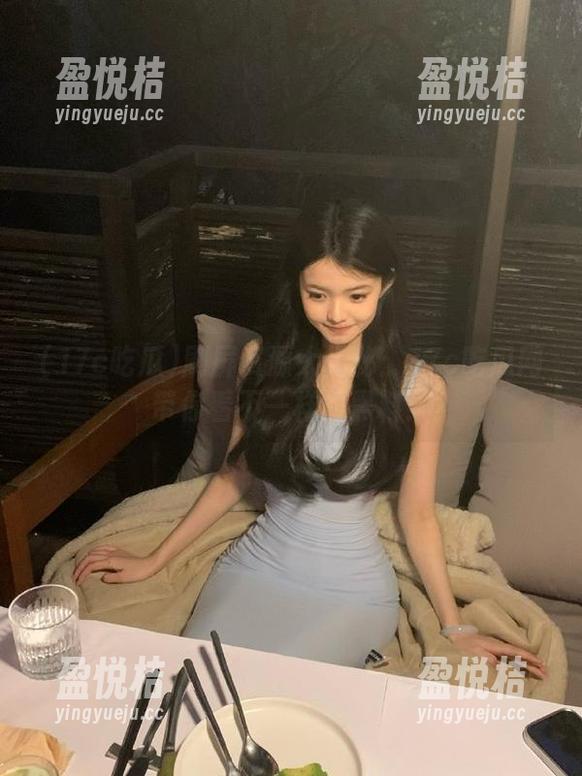 刷屏资源大揭秘：17c吃瓜网带你看不一样的黑料！
