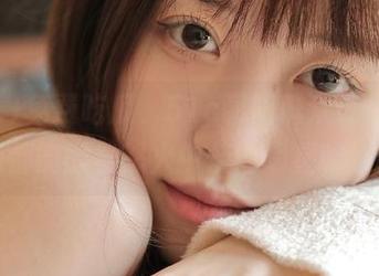 免费吃瓜，51c朝阳群众让你每时每刻都能围着怒火中烧的明星聊不停。