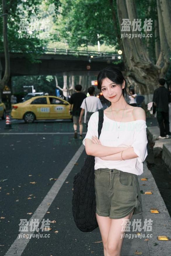 嗨，51cg上的瓜果真让人永不迷路，随便一刷就能闯入无数八卦的世界，真是太神奇了……