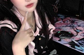 “51fun”的资源就像薯片，停不下来，一不小心就看了一整晚。
