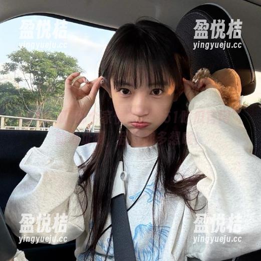 51吃瓜 哪个家伙在拍“51吃瓜官网”的地址啊,别让我多想哦!