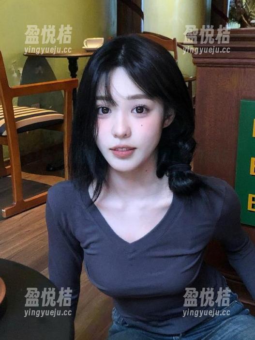 观看小白的奇妙冒险，下载51吃瓜，吃瓜手册全开放！
