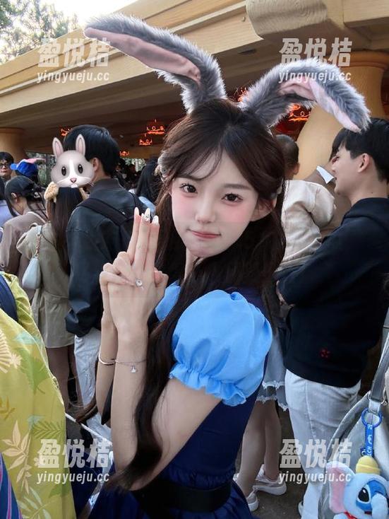 51在线吃瓜 导航时效:51在线吃瓜,更新速度快得让人怀疑人生!