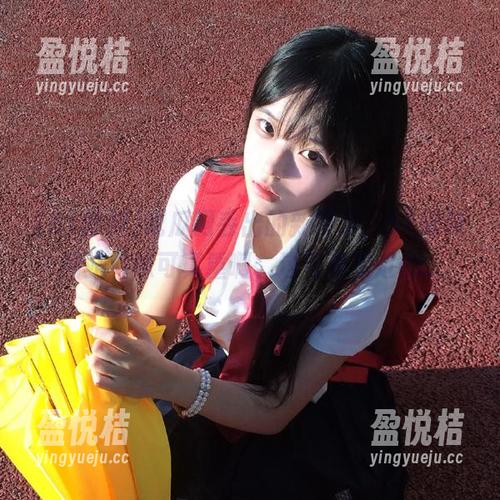吃瓜网丢出的新鲜瓜，51爆料网站内味可真重啊，这可是见过的...