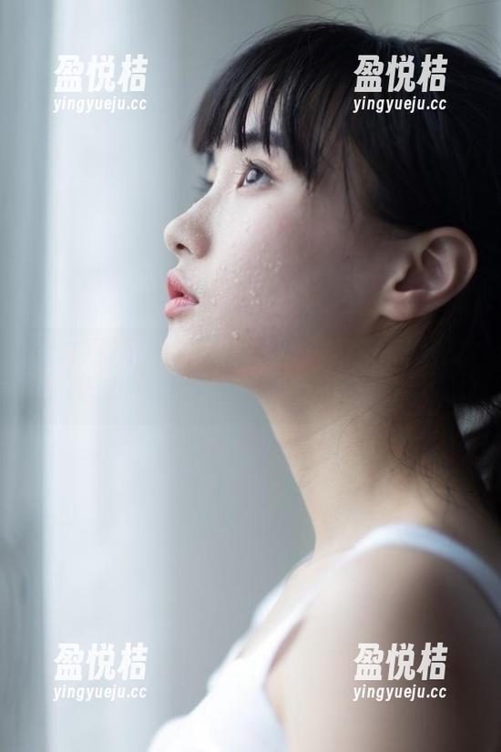 苹果51网玩儿的就是这小道消息，吃瓜的时候意识到自己也变成了大瓜