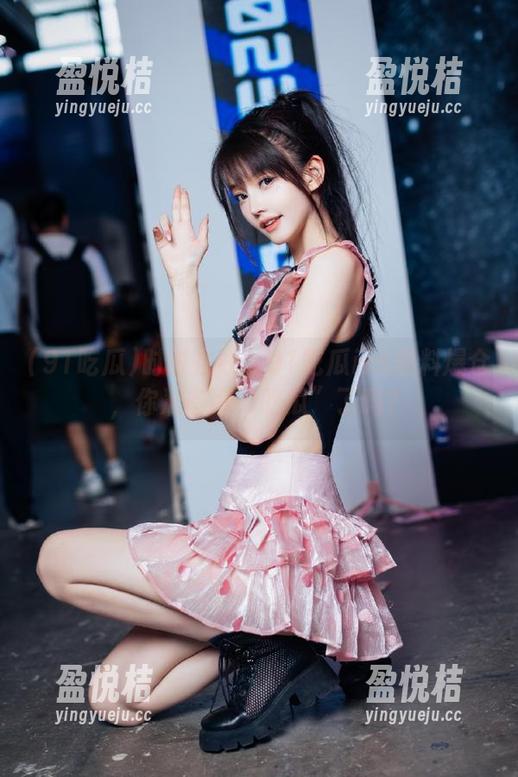 91吃瓜 时时在线:91吃瓜ios黑料爆仓,你准备好“吃瓜”了吗?