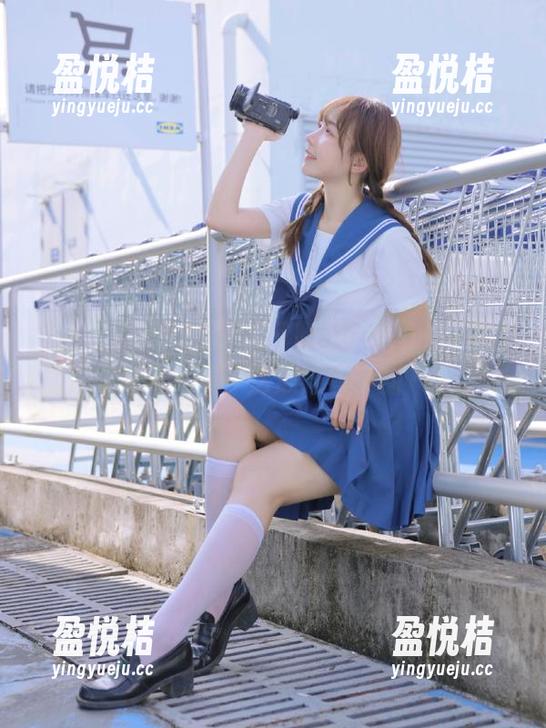 随便滑动91吃瓜ccgg4网页，心想着‘噢，这瓜该有多甜～’