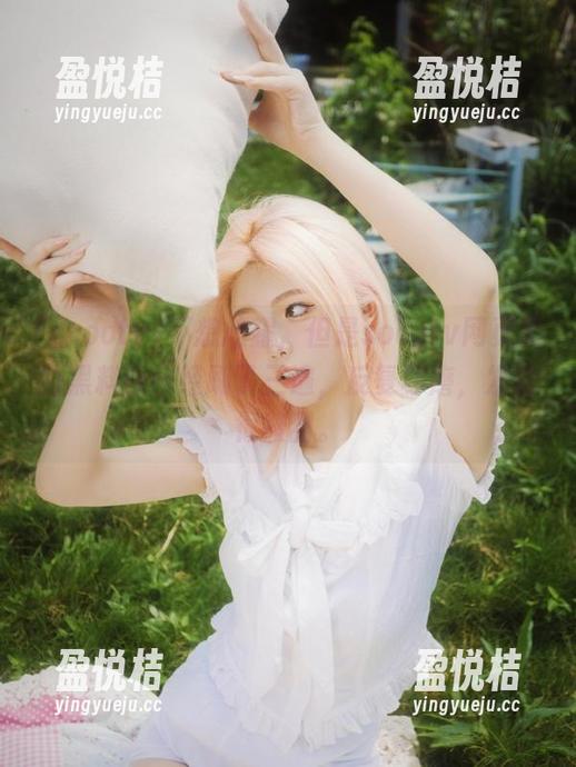 不想炫耀，但是soootv网页里的黑料我已经刷了三遍，反复琢磨，发觉很酸甜。