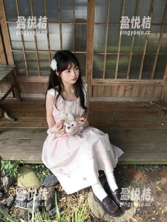 首页逛起来，xgua99里的瓜滋味如此复杂，心里一阵错综复杂的波动。