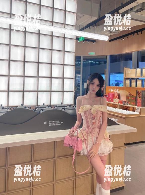 zztt 一键登录zztt88.ccm,黑料轻松掌握,心里多少有点小期待!