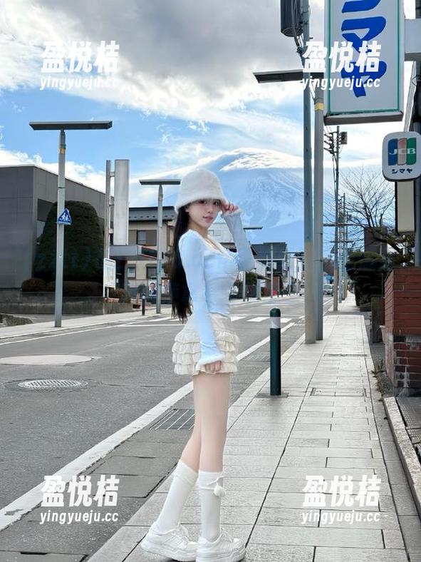 在zztt88.ccm黑料线路，惊爆猛料随便拿，坐等瓜子