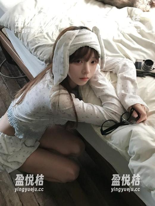 在五一黑料app上，真相就像口香糖，越嚼越得劲！