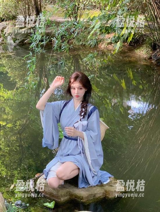 冲哥精选 冲哥精选苹果版:让人心动的黑料,适合晚上偷偷摸摸看