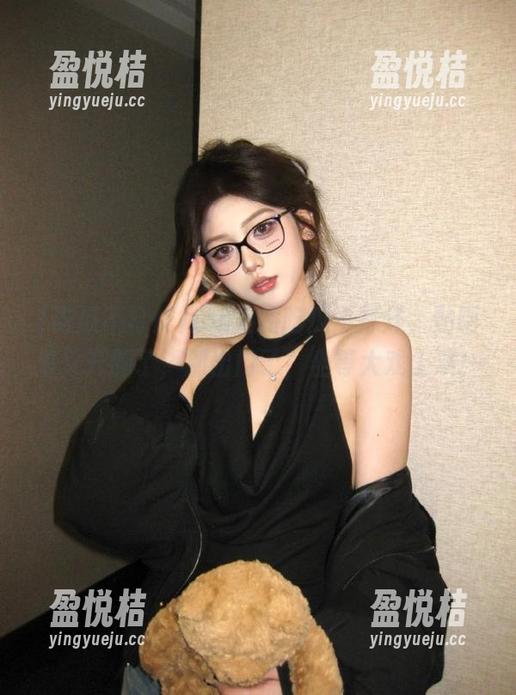 吃瓜不打烊 ios上的吃瓜不打烊,贴吧里又开撕了,别出门了,坐等大戏上演!