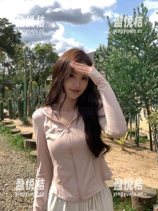 朝阳似火，下载吃瓜网，和我一同享受瓜田里的秘密！