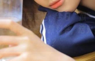 吃瓜网直达：今日“瓜”花了点心思，苦逼单身变身教科书，这究竟有多过分？