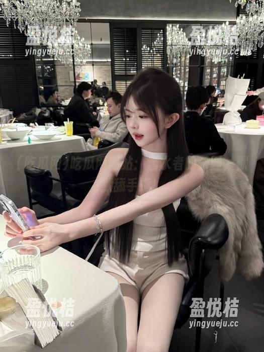 吃瓜网网站：潜水者的乐园，默默舔手指！
