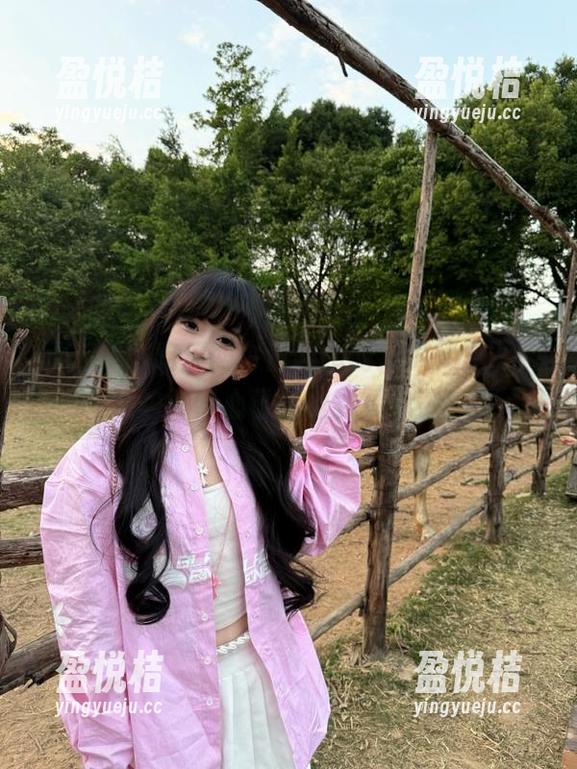 吃瓜网今日发布的大瓜又炸了，我的好奇心已经撩到顶点了！