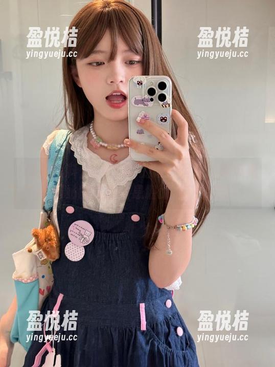 拯救无聊的唯一钥匙：吃瓜黑料网站的首页信息堪比八卦杂志！
