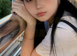 吾爱吃瓜91发布：面对八卦，先来一口脆瓜吧！