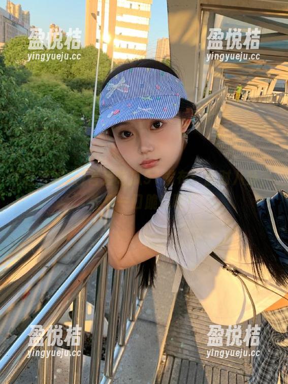 吾爱吃瓜91发布：面对八卦，先来一口脆瓜吧！