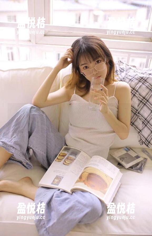 “明星黑料”网页上又见逆天黑料，没准儿是高能预警哦