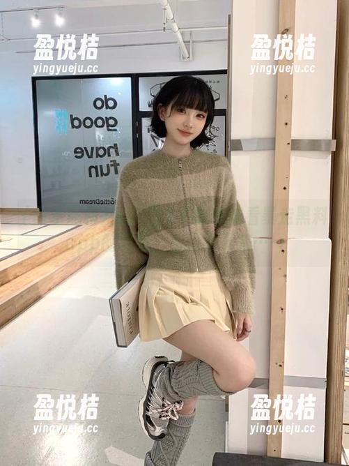 暴走黑料 其实我也不想养成看暴走黑料app的习惯,但停不下来……