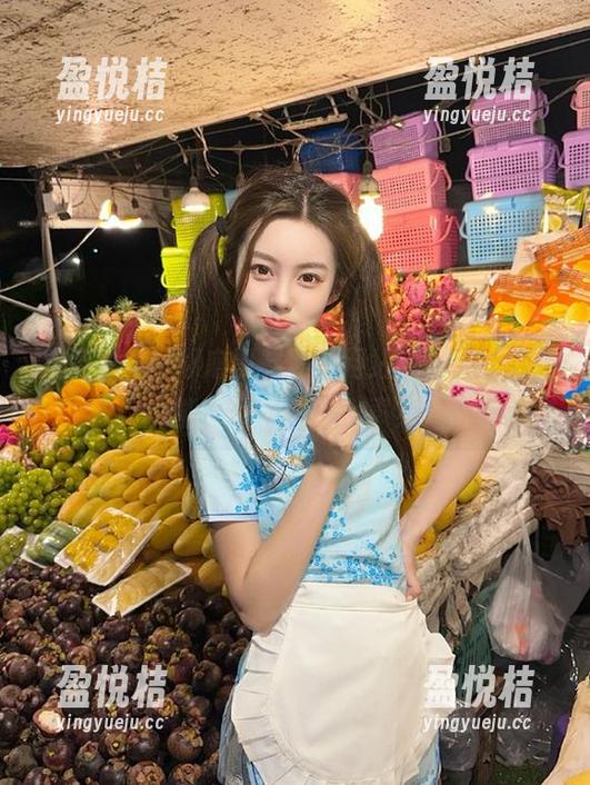 琢磨黑料冲哥网站的玩偶，仿佛能听到它们的心声？