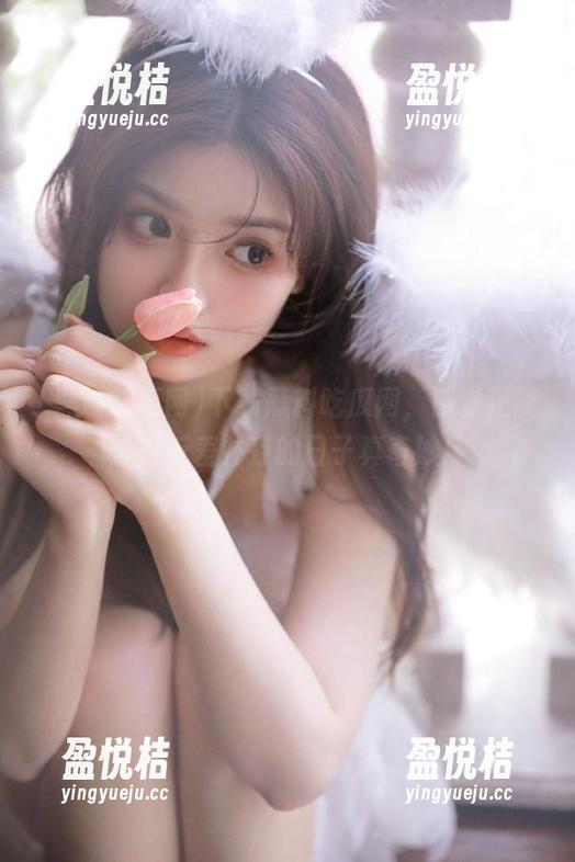 下载黑料吃瓜网，感觉正能量与反差并存的日子真奇妙！