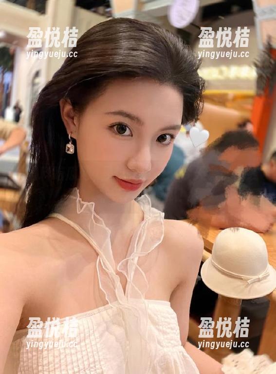 黑料吃瓜网：今天套餐上线，快来在线撩瓜！