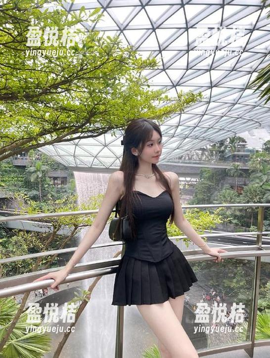 黑料正能量网站：在八卦的海洋里永不迷路，放心来我这儿随便溜达！