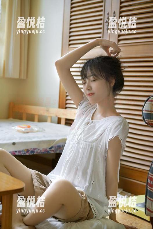 黑料正能量so 登录“黑料正能量SO”,我发现了一些奇妙的瓜,看得我眼神发直。