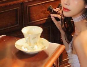 下载黑料社吧app，瓜吃到肚子里再说，反正边看边吃！
