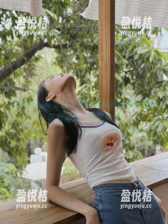 碎觉前一刻，黑料社在线分享尖酸刻薄让人欲罢不能