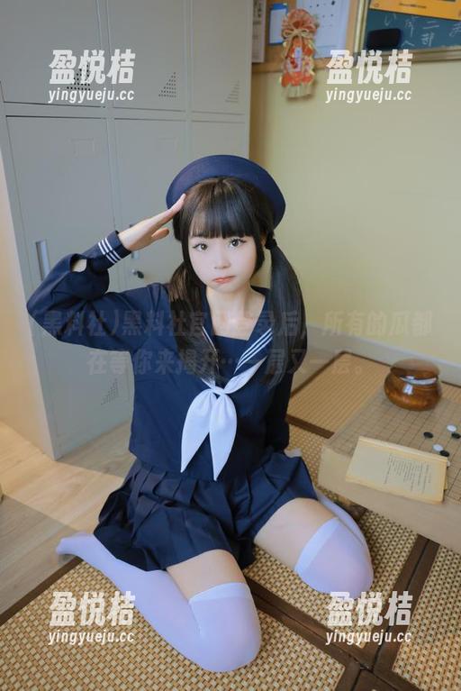 黑料社官网登录后，所有的瓜都在等你来揭开…一层又一层。