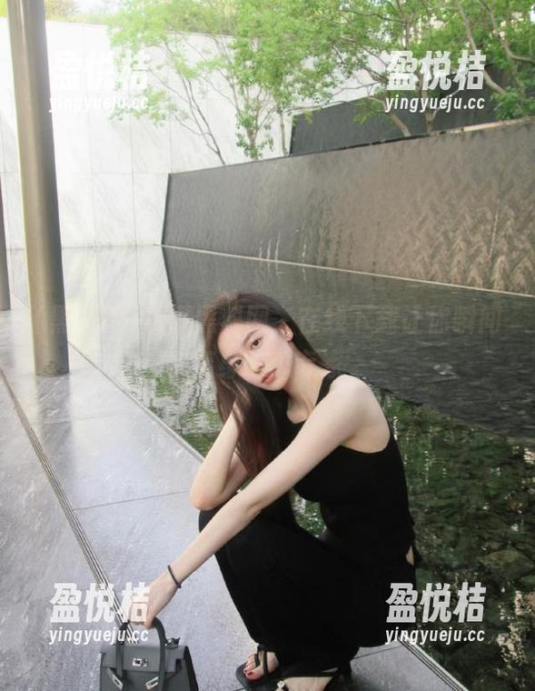 看懂黑料网，在线下载让你瞬间变身吃瓜专家