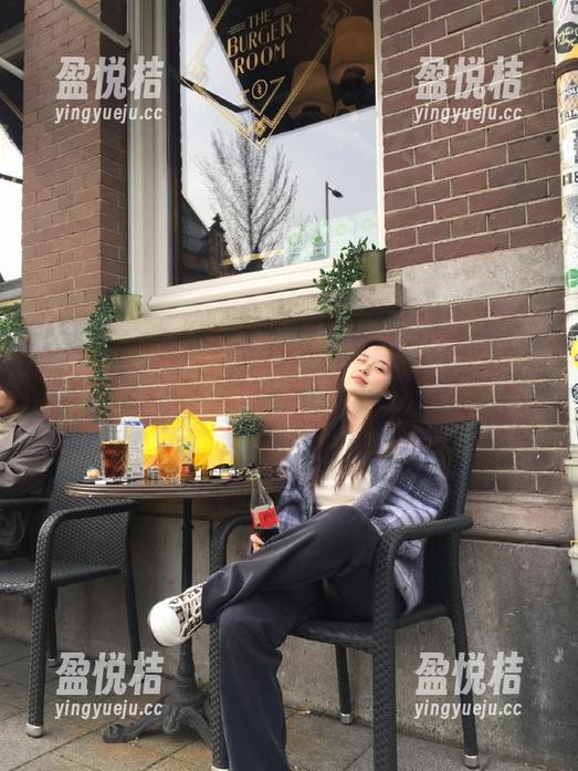 跟着黑料老司机，分享个快乐看得见的黑历史！